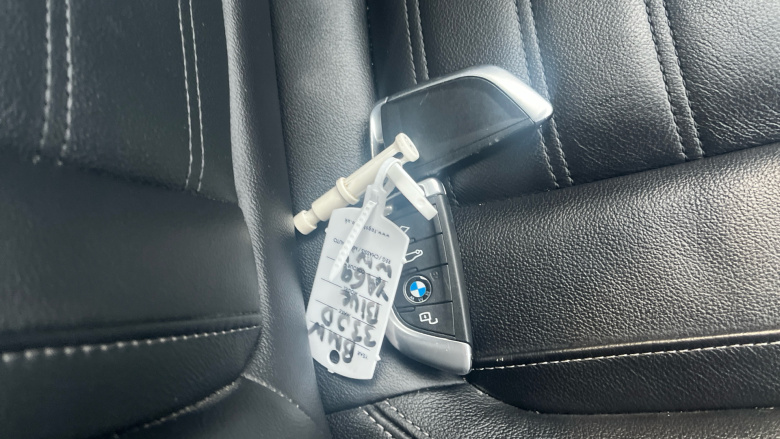 BMW 3 Series 330d xDrive M Sport 4dr Step Auto Diesel Saloon